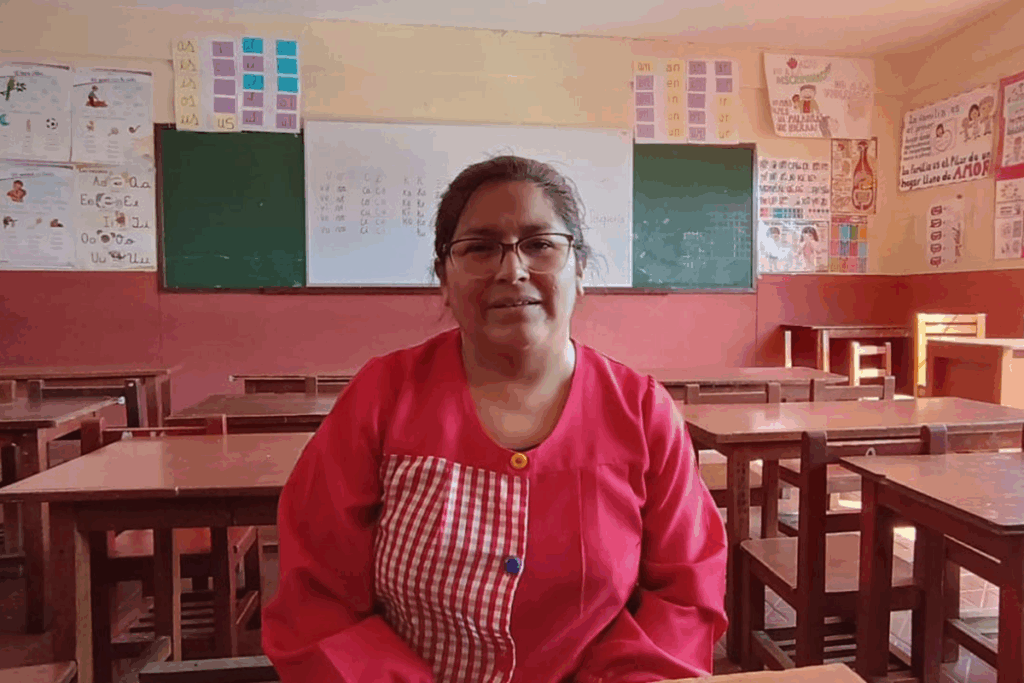 Yola Mamani, one of the teachers implementing the Toolbox